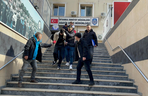 Zeytinburnu’nda tekstilcinin 5 milyon TL’sini gasp eden 6 şüpheli yakalandı