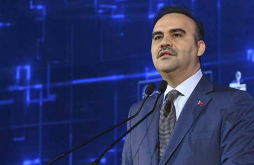 Bakan Kacır: Roketi yapsak 'uzay istasyonu sizin değil, niye gurur duyuyorsunuz' derler