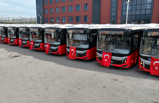Büyükşehir toplu taşıma filosuna 20 yeni otobüs daha kattı