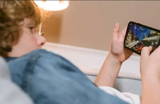 İğrenç tuzak! Çocuklara mobil oyun içinde tuzak kurup müstehcen görüntülerini sattılar!