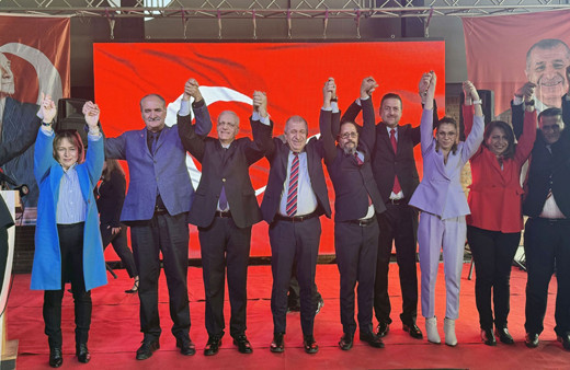 Zafer Partisi'nin İzmir'deki belediye başkan adayları tanıtıldı