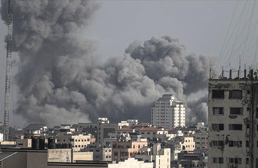 İsrail'in Gazze'de bir eve düzenlediği saldırıda en az 20 sivil öldü