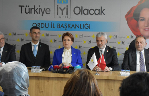 Meral Akşener'den Tuncer Bakırhan'a 'Akşener yargılansın' yanıtı