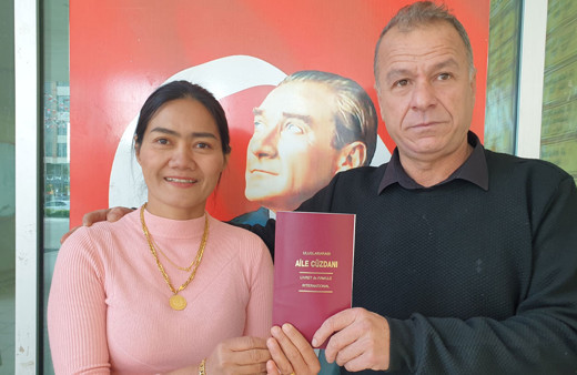 Taylandlı gelin ve Türk damat, Osmaniye'de evlendi