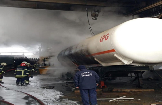 LPG tankı patladı, bir işçi yaralandı