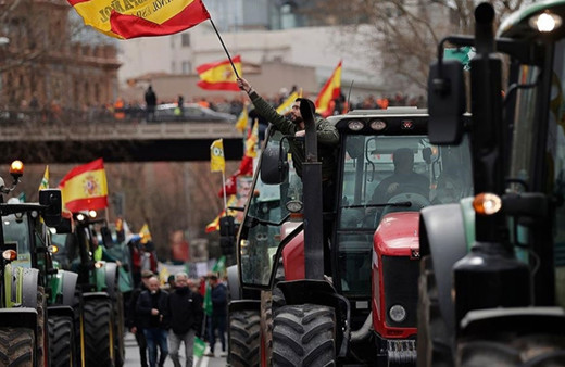 Fransa'dan sonra İspanya'da da çiftçiler protestolara başladı