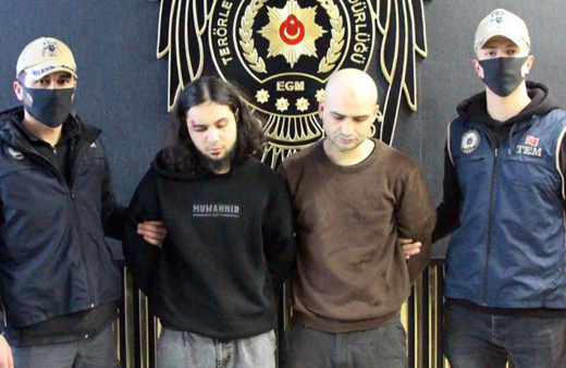 Kilise saldırganlarının emniyetteki görüntüleri paylaşıldı!Saldırı sonrası sakallarını kesmiş