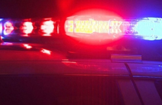 Dinlenme tesisinde bir kadının çantasını gaspettiler