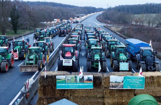 Fransa'dan geri adım! Çiftçilere yeni tedbirleri içeren 150 milyon euroluk destek