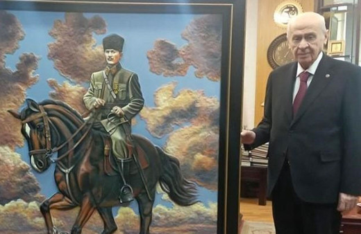 Ordu'da 10 kişilik ekip 3 ay çalıştı 3 boyutlu tablo Delet Bahçeli'ye hediye edildi