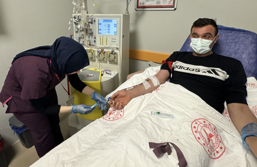 Kök hücre bulamadığı için oğlunu kaybetti! Bir başkasına umut oldu!