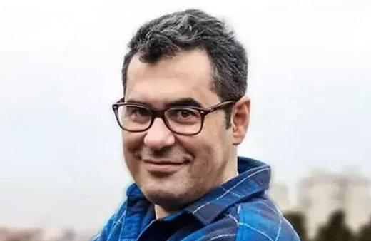 Enver Aysever havalimanında gözaltına alındıktan 2 saat sonra serbest bırakıldı