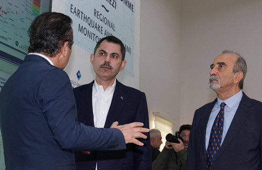 Murat Kurum'a Kandilli Rasathanesi'nde deprem brifingi