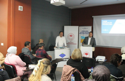 Çiftçi ve girişimci kadınlar bilgilendirildi