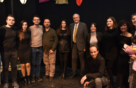 Macbeth Abla oyunu beğeni kazandı