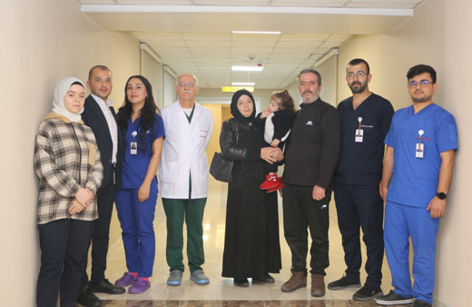 3 yaşındaki Esil, solunum cihazından kurtuldu