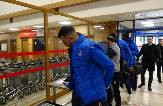 Trabzonspor, Beşiktaş maçı için İstanbul’a gitti