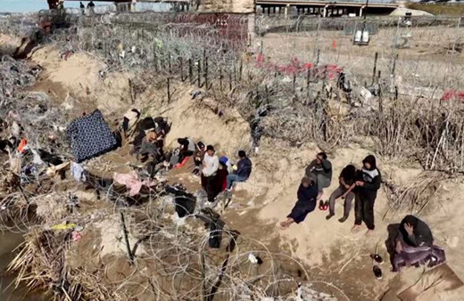 ABD-Meksika sınırındaki göçmen krizi devam ediyor!