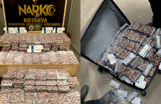 Valizinde 26 binden fazla sentetik ecza hap ele geçirildi!