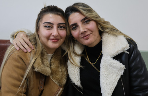 Karaciğer yetmezliği ile savaşan annesine karaciğeri ile hayat oldu