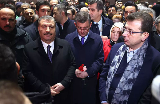 Sağlık Bakanı Fahrettin Koca'dan protesto açıklaması! Yeri gelir anlayışla karşılanır ama...