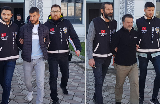 Okul bahçesindeki bıçaklı saldırıda yaralanan kişi öldü!