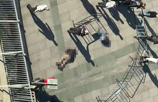 Çağlayan Adliyesi'nde silahlı saldırı! 2 saldırgan öldü, 3'ü polis 6 kişi yaralandı! Bir terörist yaralı yakalandı