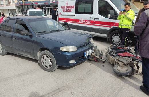 Konya'da otomobil ile elektrikli bisiklet çarpıştı: 1 yaralı