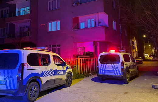 Bursa'da aile katliamı! Annesini, babasını ve kardeşini pompalı ile vurdu! Ölmeyen kardeşinin boğazını kesti