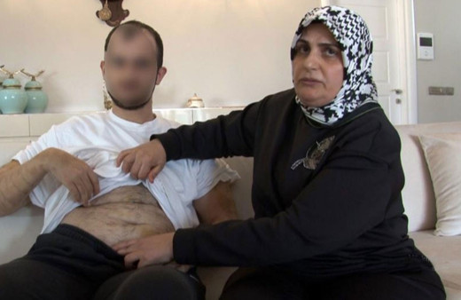 Otizmli gence öğretmeninden sopalı dayak iddiası!