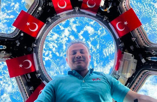 Alper Gezeravcı Dünya'ya dönüyor! Gözler o saatte, dönüş uzayabilir