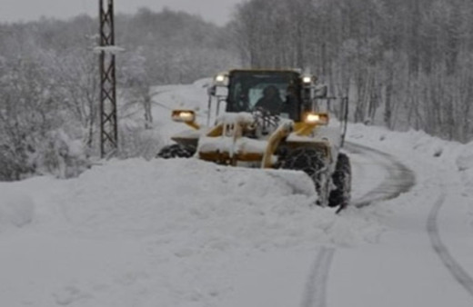 Muş’ta karla mücadelede büyük başarı: Tüm köy ve mezra yolları açıldı
