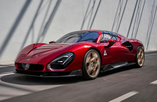 Alfa Romeo 33 Stradale, "Rüya Otomobil" özel ödülünü aldı