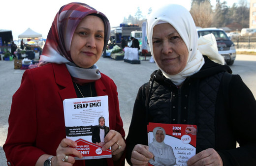 "Analı kızlı" muhtarlık yarışı! Anne de aday oldu, kızı da