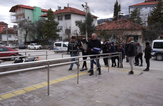 Burdur’da eski eş cinayetinde, katil zanlısı ve yardım eden 6 şahıs tutuklandı