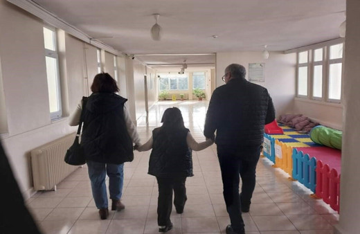 Kırklareli'de bir çocuk koruyucu aileyle sıcak yuvaya kavuştu