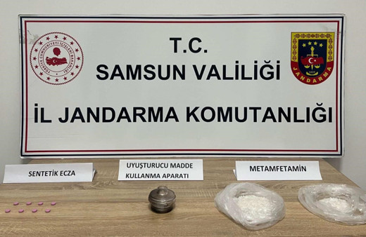 İstanbul'dan uyuşturucu getirirken yakalanan 2 kişi tutuklandı