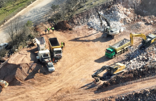 Teleferik için otopark alanları inşa ediliyor