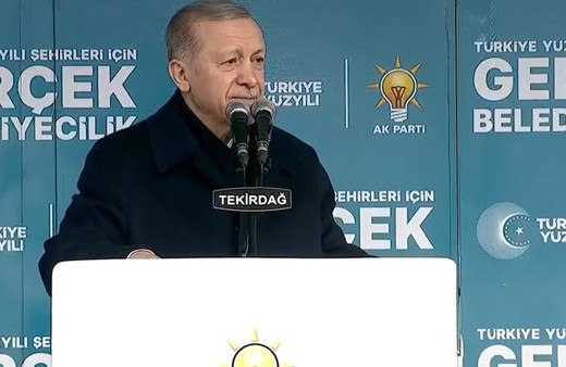 AK Parti seçim programına silahlı saldırı! Cumhurbaşkanı Erdoğan: Bir saldırgan yakalandı
