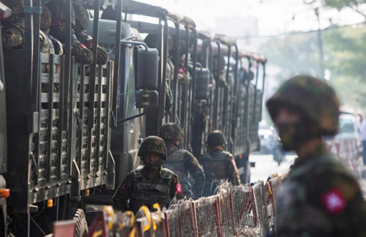 Myanmar'da kadın ve erkeklere en az 2 yıl zorunlu askerlik!