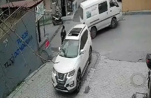 AK Parti seçim programına saldırıda yeni gelişme! Saldırıda kullanılan araç bulundu, kimlikler tespit edildi