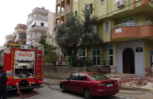 Alanya’da Kur’an Kursu lojmanında yangın!
