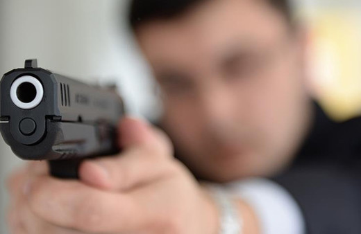 Eski iş yerini basan şahıs 3 kişiyi öldürüp intihar etti