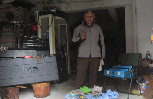 2 metreyi aşan su seviyesinin izleri duvarlarda kaldı