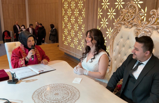 Sancaktepe Belediyesi’nden yeni evlenecek çiftlere düğün paketi