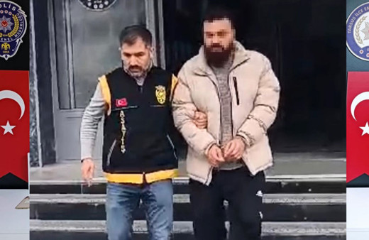 Telefon tamircisi hırsız çıktı: 19 cep telefonu ele geçirildi