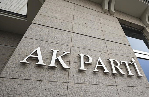 AK Parti'de peş peşe istifalar! 3 yeni ilçe başkanı belli oldu