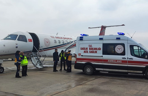 Kalp ve karaciğer yetmezliği olan bebek, ambulans uçakla Ankara'ya sevk edildi