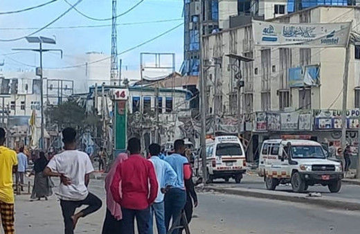 Suçlular gizlenemesin diye maske ve şapka yasaklandı!