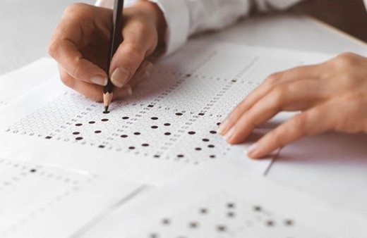 "Ehliyet sınavı" operasyonunda yakalanan 3 zanlıdan 1'i tutuklandı